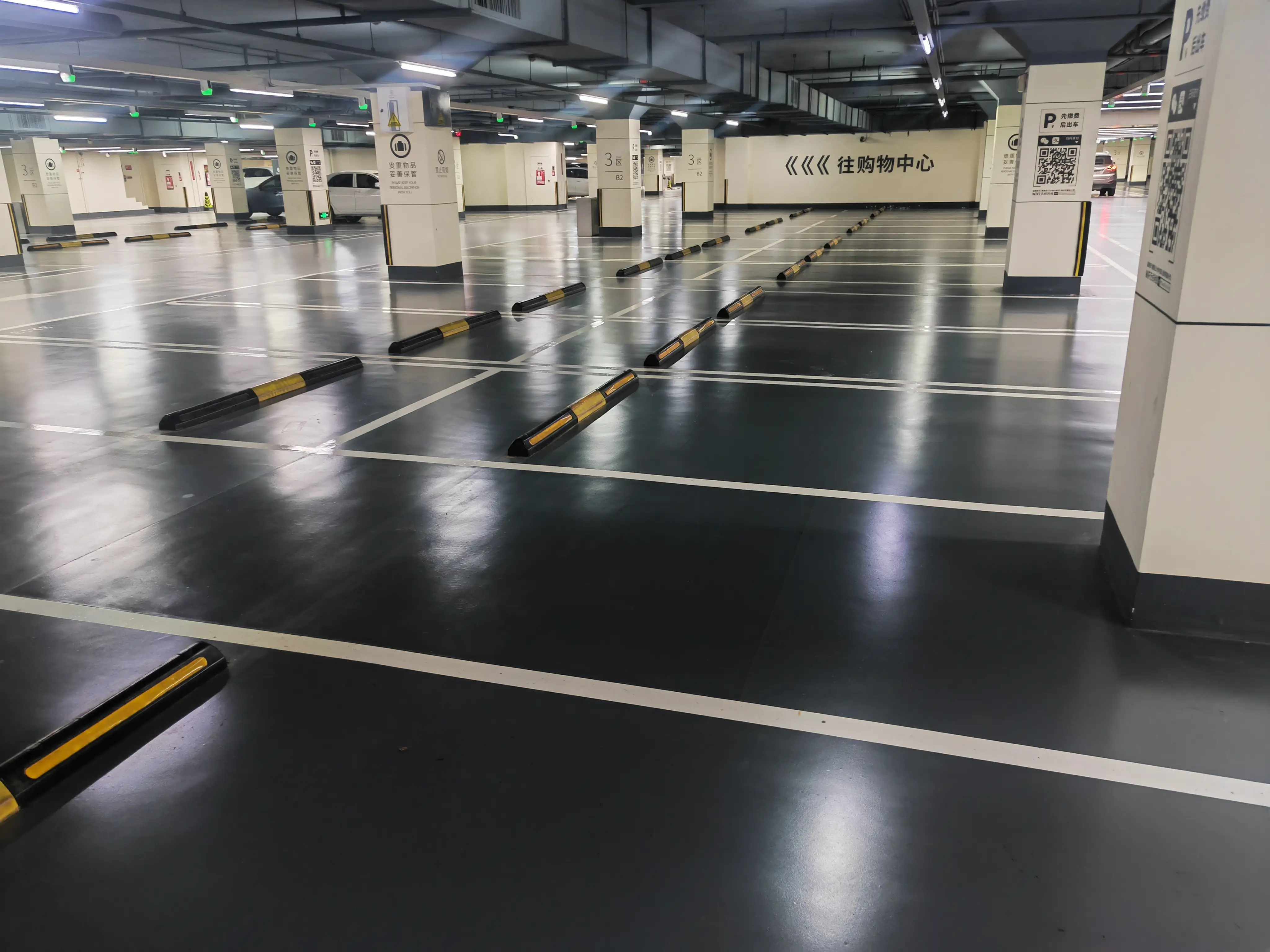 2026年深圳地坪漆定制廠家推薦：專業(yè)環(huán)氧地坪漆、工業(yè)耐磨地坪漆、車庫防滑地坪漆源頭工廠實力解析與采購指南